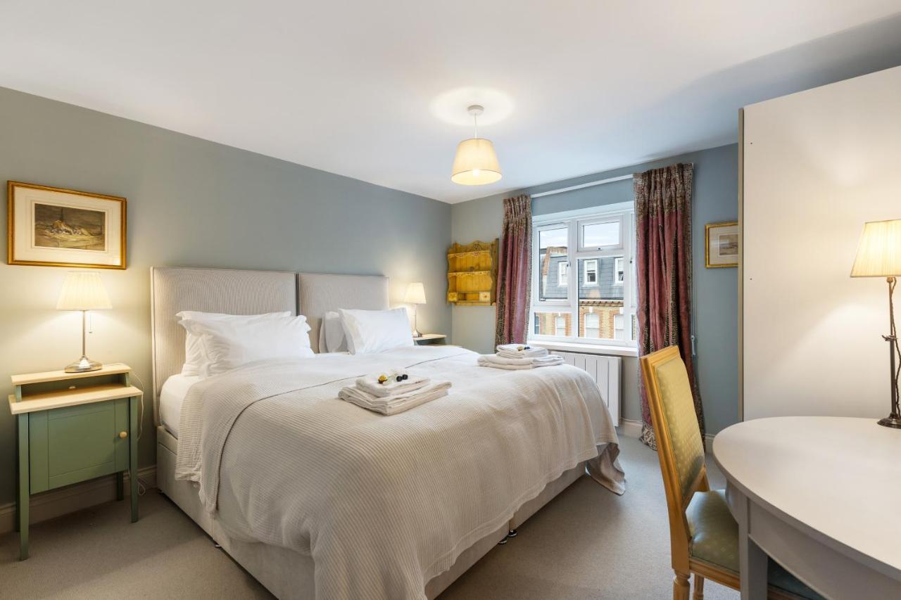 Bright & Cosy Gem ~ Battersea Park View ~ King Bed Apartment London Bagian luar foto