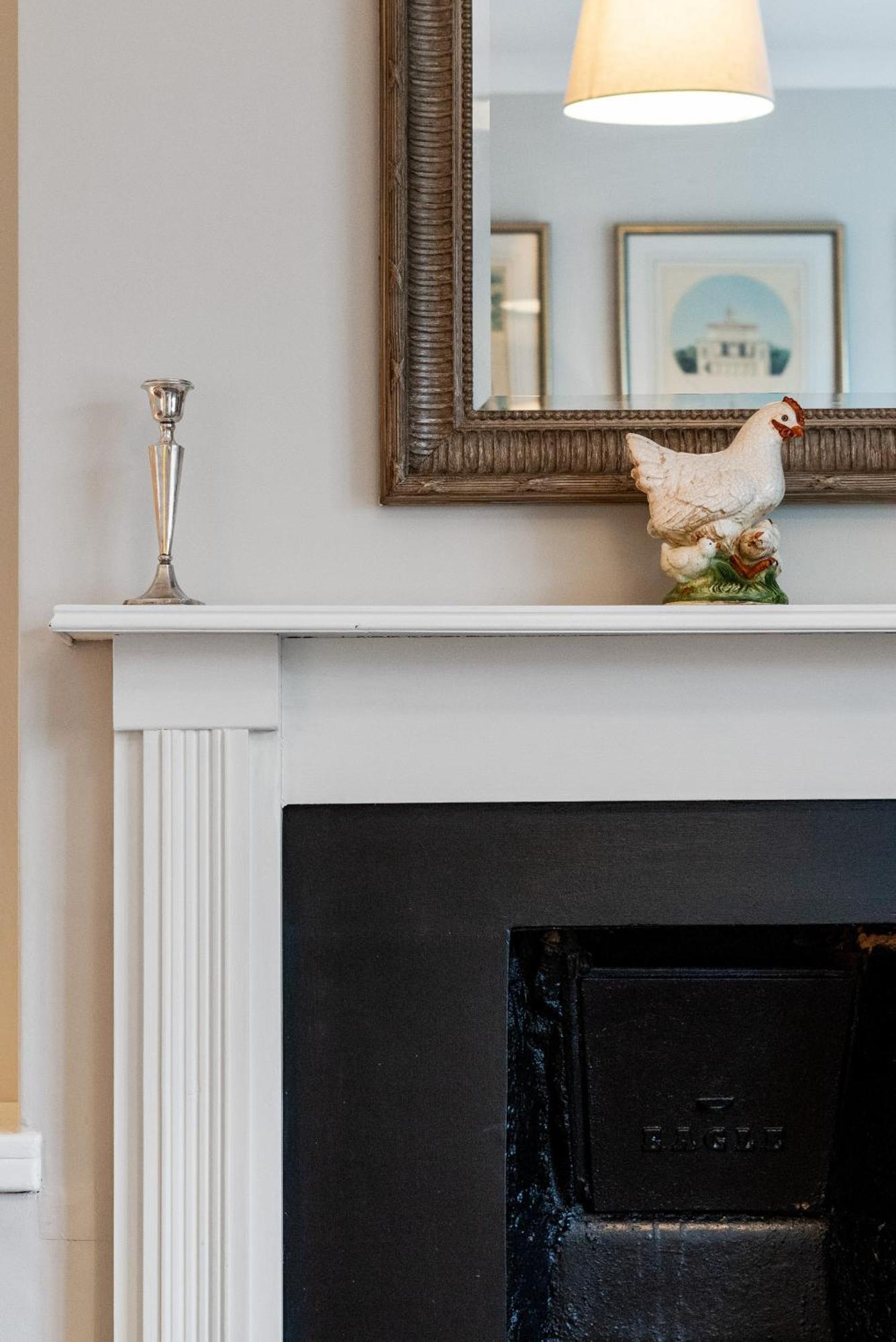 Bright & Cosy Gem ~ Battersea Park View ~ King Bed Apartment London Bagian luar foto